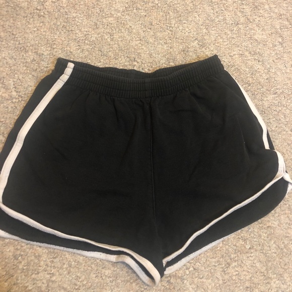 Brandy Melville Pants - Brandy Melville shorts!